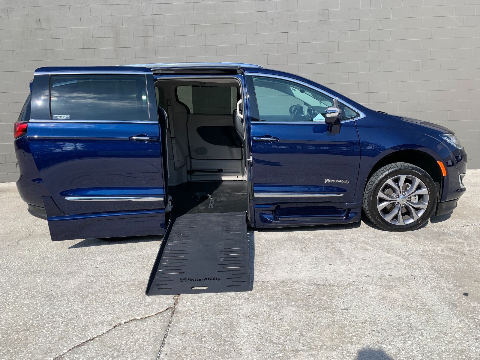 2020 Chrysler Pacifica wheelchair van with ramp deployed